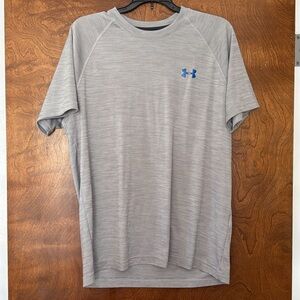 Men’s under armor tee